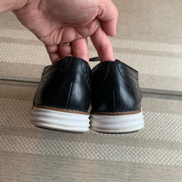 Cole Haan Oxfords size 6 - Picture 4 of 4